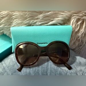 Tiffany & Co. 🕶️ Sunglasses | Brown Tortoise Light Brown Lens Eyewear